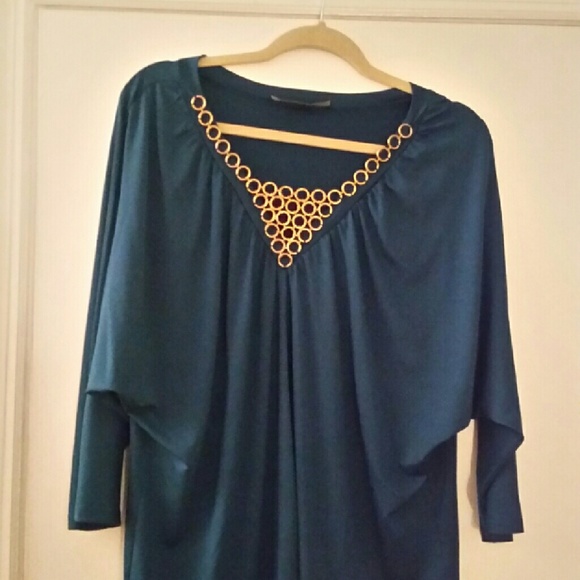 *****SOLD Ashley stewart dolman sleeve silky top