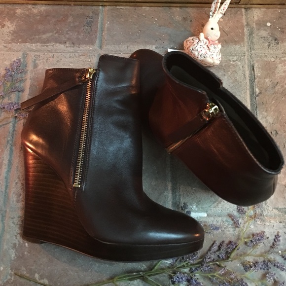 Michael Kors Leather Wedges, Size 7.5.