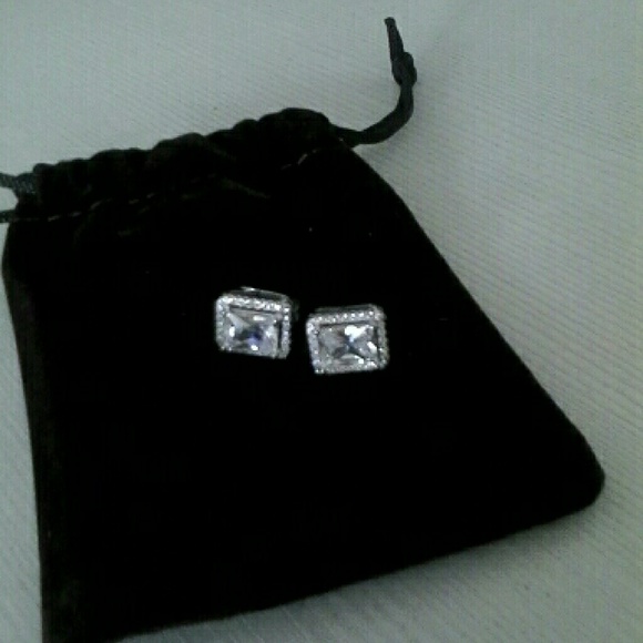 18k White Gold Sterling Simulated Diamond Earrings - Picture 3 of 4