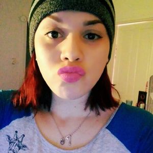 Meet your Posher, Mayra