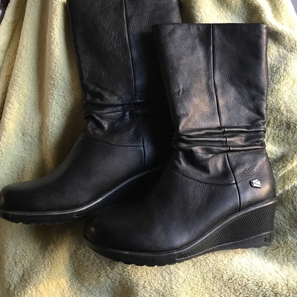 Keen Kate Slouch Boot size 8