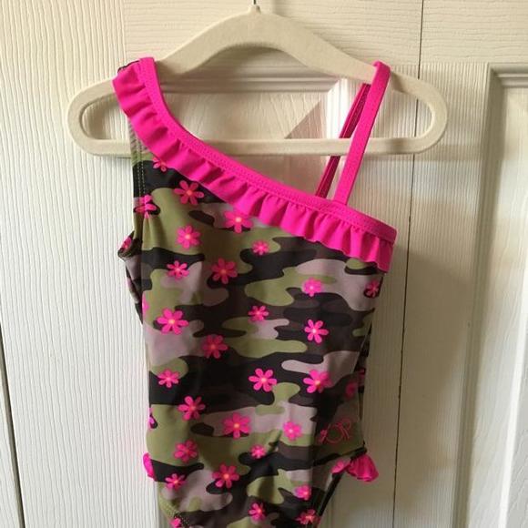 Bathing suit