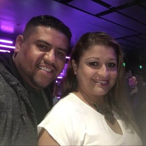 Meet your Posher, Carlos