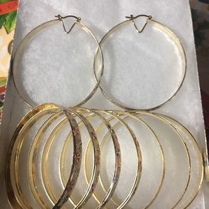 Women's 7 piece bracelet and earrings