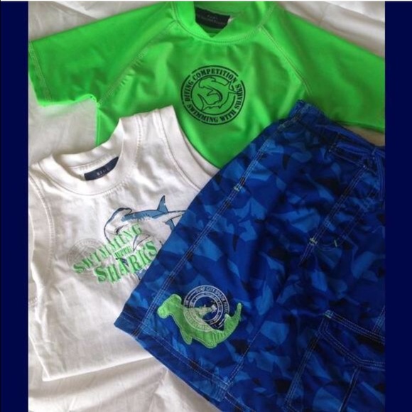 NEW! 3 pc. Boy's Short Set 💙