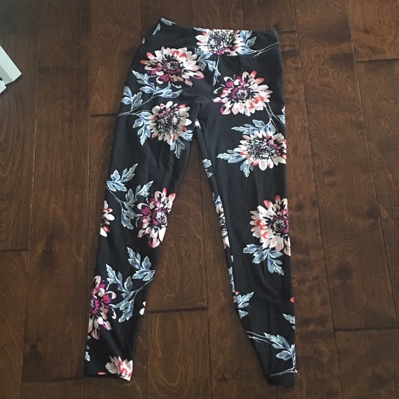 Lularoe floral leggings Clearance