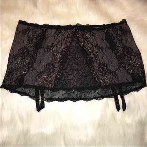 Victoria's Secret Garter Large