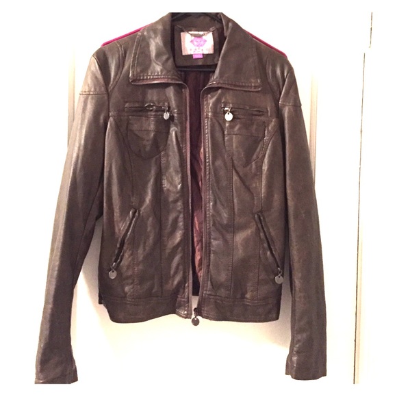 Flattering, comfortable Risskio Jacket!