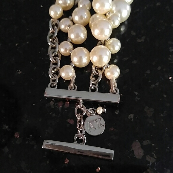 Anne Klein pearl bracelet - Picture 3 of 4