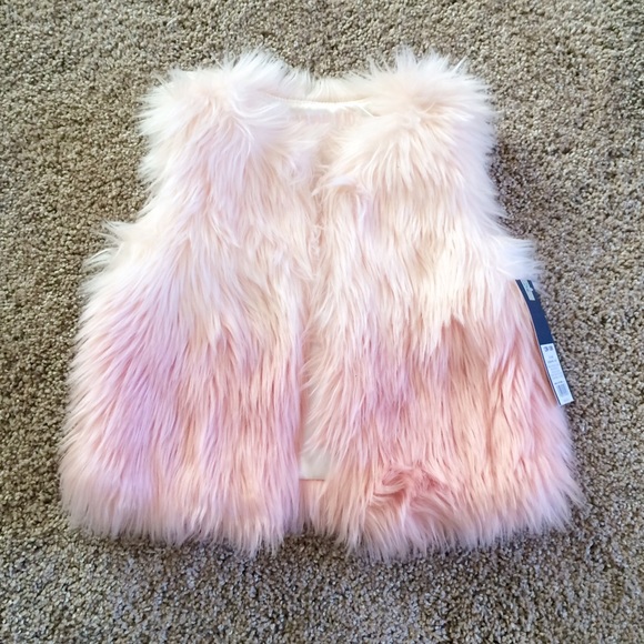 GenuineKids from OshKosh Other - SALE! NEW! Pink Ombre Faux Fur Vest - 12 to 18 Mos