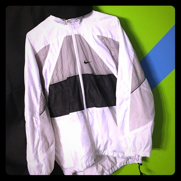Retro NIKE windbreaker