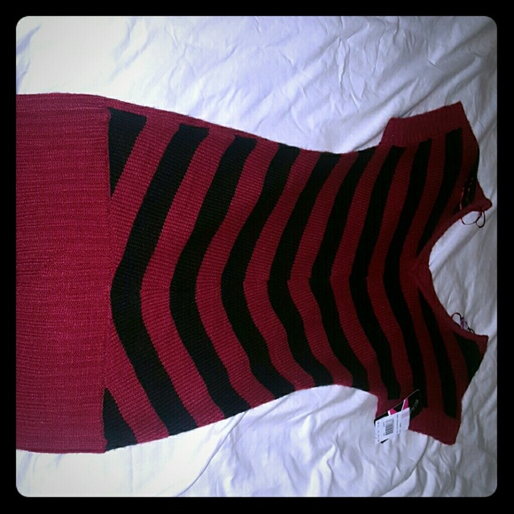 Adorable sweater dress. NWT.