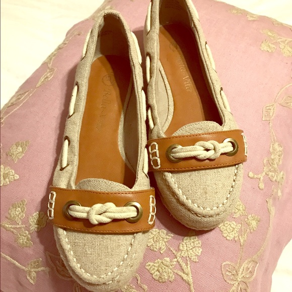 Bella~Vita slip on flats/loafers size 6M