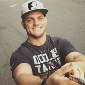 Meet your Posher, Larry