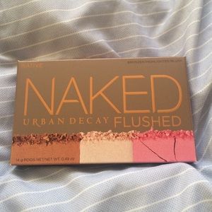 Urban Decay Flushed Palette