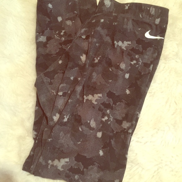 Nike leggings