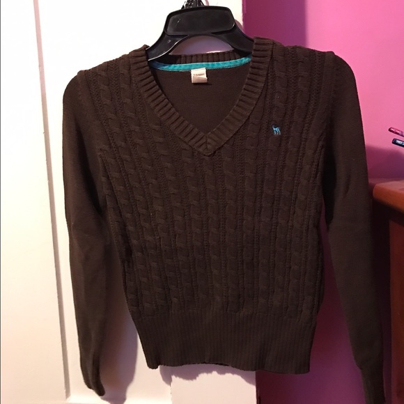 Old Navy sweater