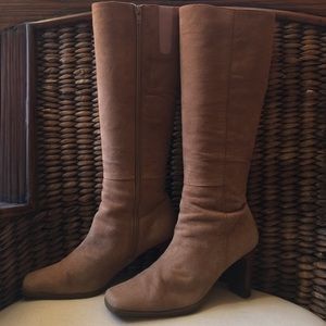Amanda Smith Tan Suede Boots