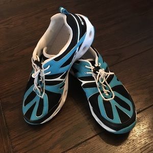 Speedo Cross Trainer.