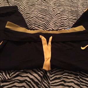 Nike women's capris