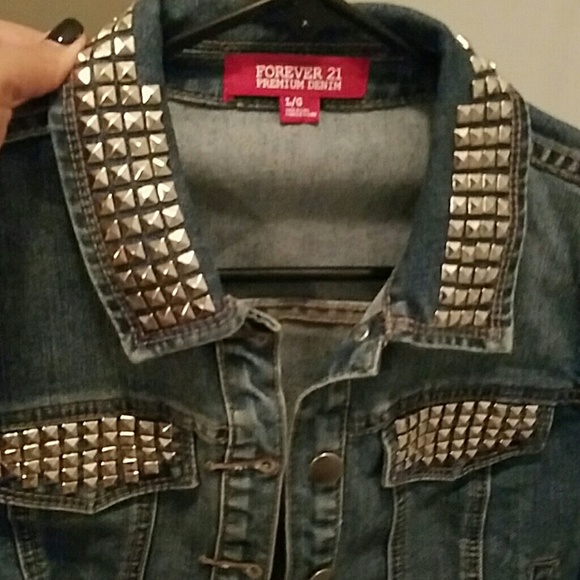 Studded Jean jacket - Picture 4 of 4