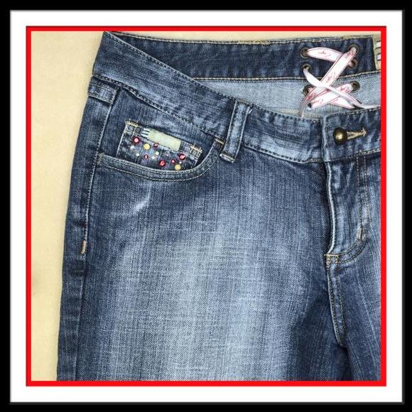 Enyce Urban Style Capris - Picture 4 of 4