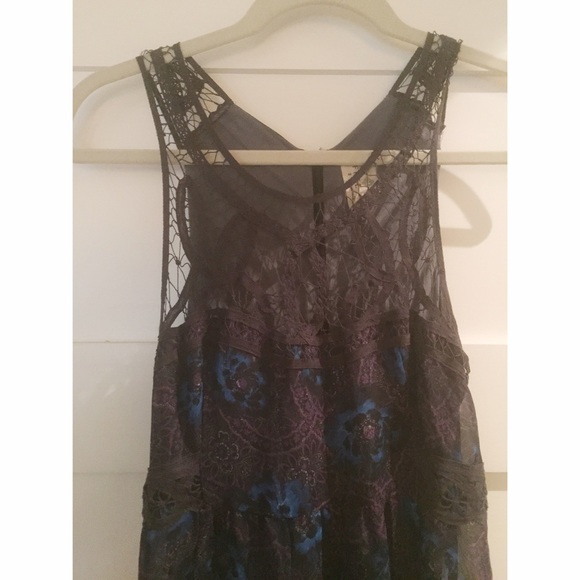 Dress - Picture 3 of 3