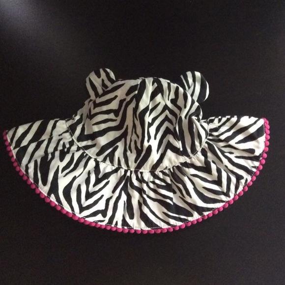 Zebra hat - Picture 1 of 2