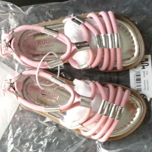 Ruum pink gladiator sandals