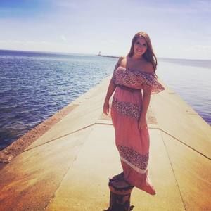 Meet your Posher, Leah