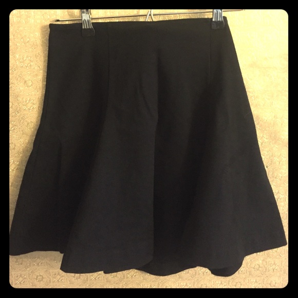 Adorable skater skirt size small