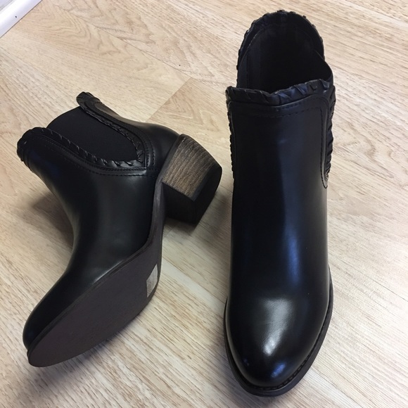 🎈LAST ONE🎈 Ladies Rodeo ankle boots Black. NIB - Picture 2 of 4