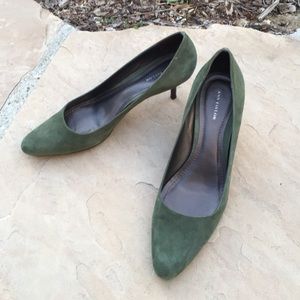 Like new Olive suede heels from Ann Taylor Sz10