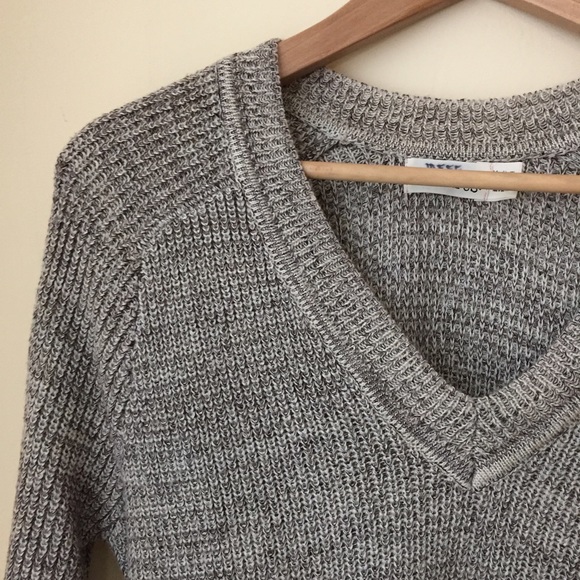 •UO Textured Sweater•