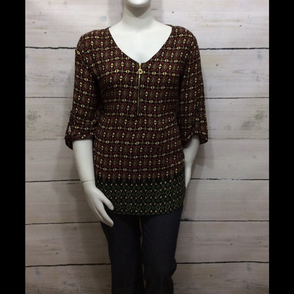 [Plus] Dress Barn - Geometric Long Blouse - Picture 3 of 4