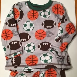 Carter's pajama set