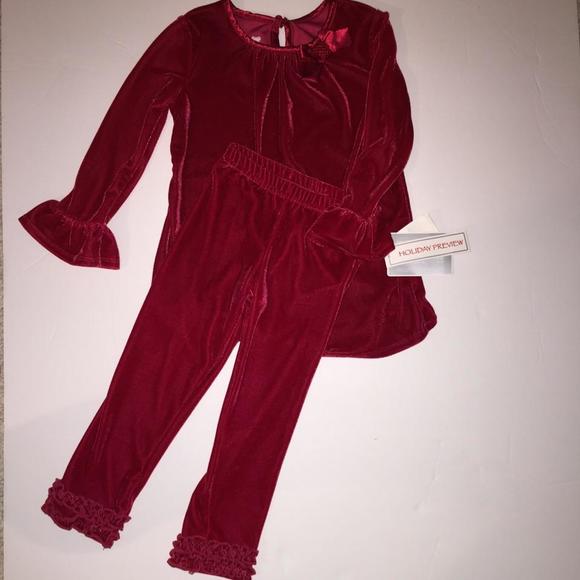 Gorgeous Holiday outfit size 3T Velour - Picture 2 of 4