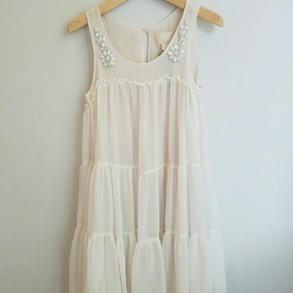H&M Dresses & Skirts - H&M Tiered dress with floral beading.