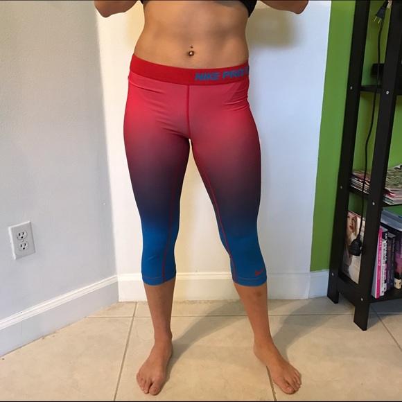 Nike pro crops, red & blue ombré, size XS