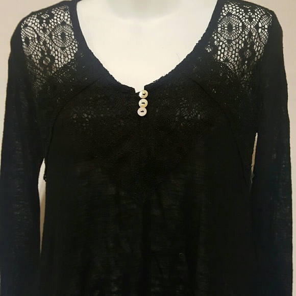 🚫SOLD🚫 NWT Blk LSLV TOP - Picture 2 of 4