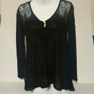 🚫SOLD🚫 NWT Blk LSLV TOP