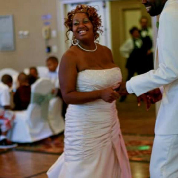 Wedding dress