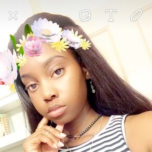 Meet your Posher, Tia