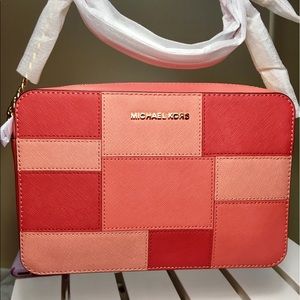 Michael Kors jet set travel crossbody