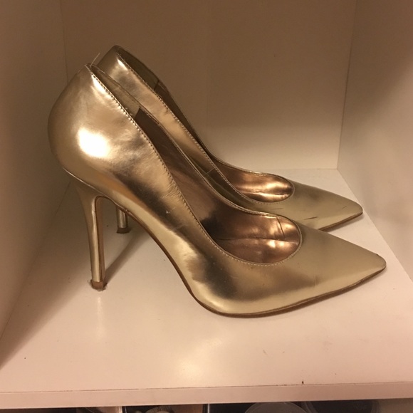 Metallic pointed-toe pumps - Picture 3 of 3