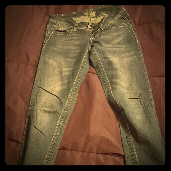 Red Rivet Jeans - Picture 1 of 2