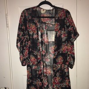 One Clothing Floral Kimono