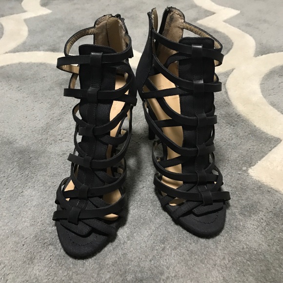 Joe's heel - Picture 1 of 4