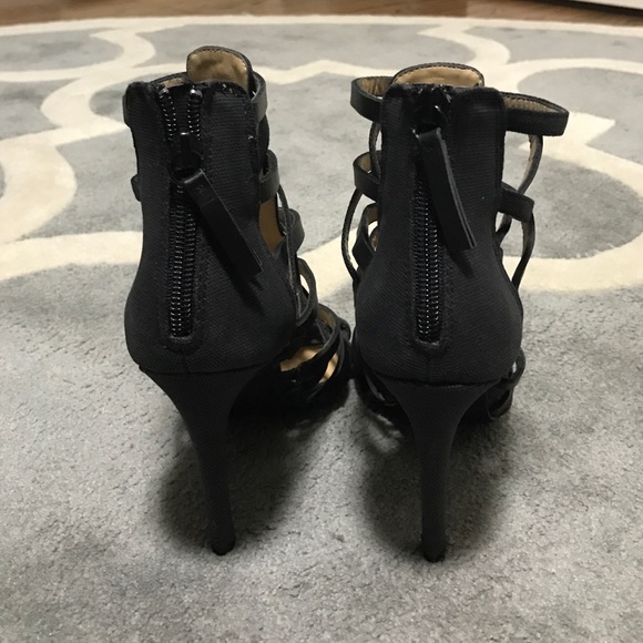 Joe's heel - Picture 3 of 4