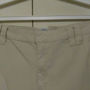 Izod Khaki crop pant 12